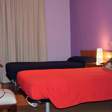 Hostal Gastrobar Carmelo Villarejo de Salvanes Bagian luar foto