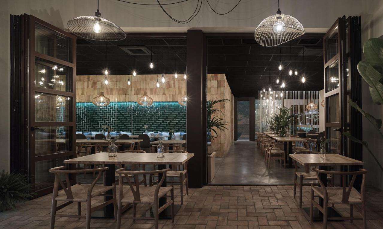 Hostal Gastrobar Carmelo Villarejo de Salvanes Bagian luar foto